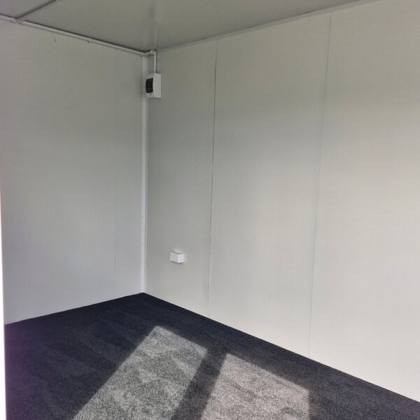 Fully Complete 4.16x2.4-m Portable Cabin with Power and Carpet - Image 4